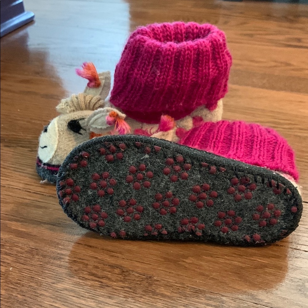 Garnet Hill wool kids slippers size 6 - Picture 3 of 6